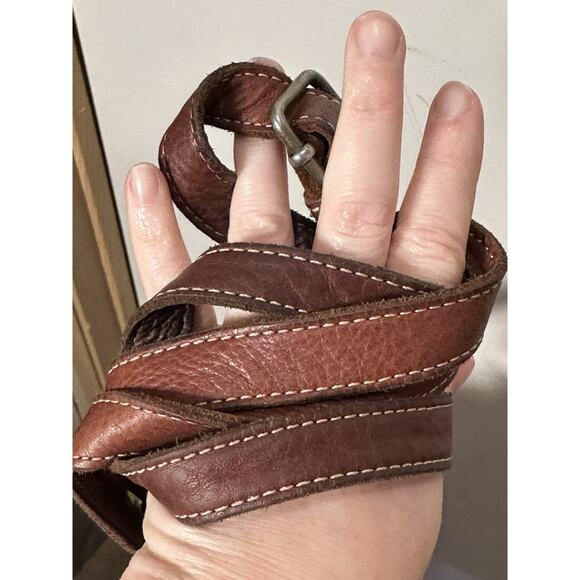 Margot of New York Beautiful Large Leather Crossbody / Shoulder Purse - Picture 10 of 16